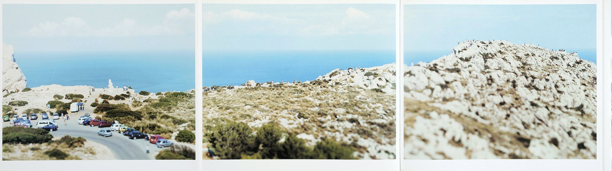 Mallorca - Isle in Progress. Marc Räder. 2007Nazraeli Press LLC. PortlandISBN : 978-1-59005-181-8